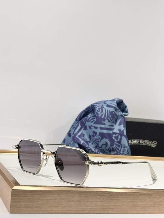 Picture of Chrome Hearts Sunglasses _SKUfw75976561fw